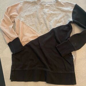 Maurices Heather Gray Sweatshirt